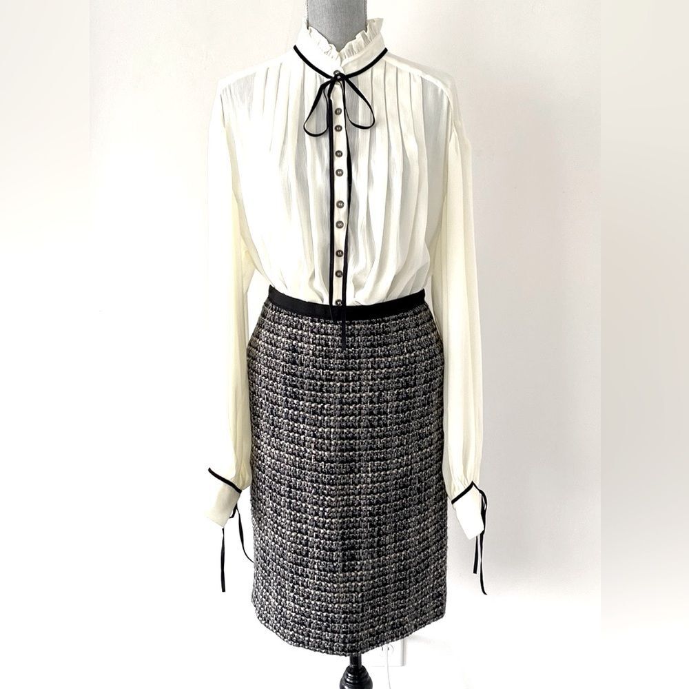 J. Crew Black & Gray Tweed Wool Blend Skirt sz 4 Academia Classic Feminine